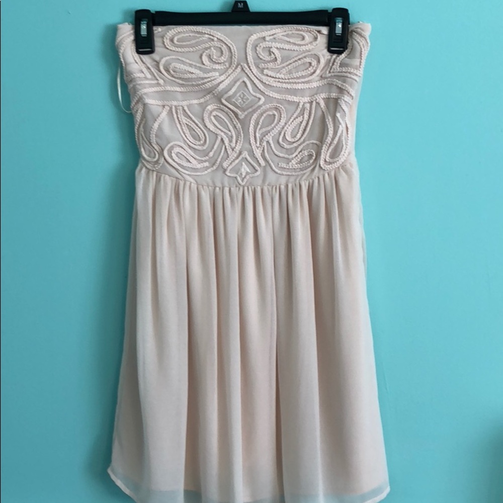 Strapless dress